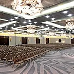Crowne Plaza Convention Center & Thermal By Ihg 5*