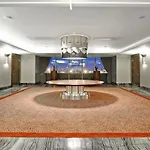 Hotel Crowne Plaza Convention Center & Thermal By Ihg