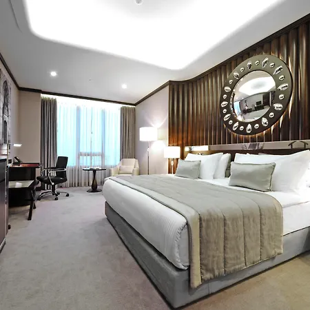 크라운 플라자 부르사 컨벤션 센터 앤드 테르말 스파