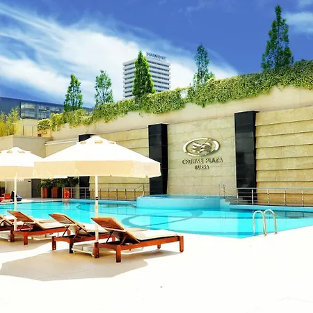 호텔 크라운 플라자 부르사 컨벤션 센터 앤드 테르말 스파 부루사