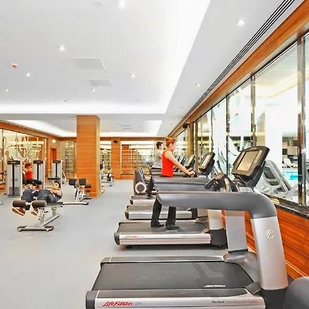 クラウン プラザ コンベンション センター ＆ サーマル スパ ホテル 5*