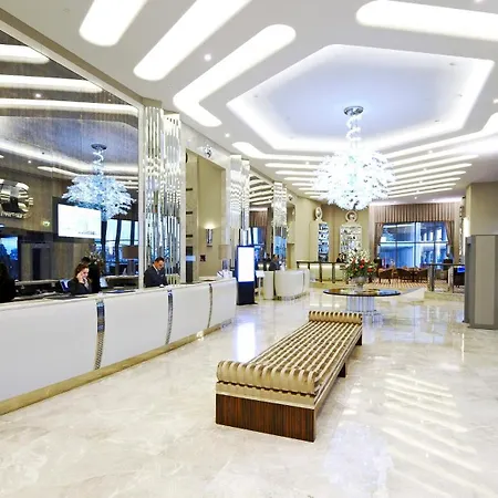 크라운 플라자 부르사 컨벤션 센터 앤드 테르말 스파 호텔 부루사