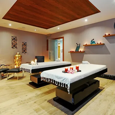 クラウン プラザ コンベンション センター ＆ サーマル スパ 5* ブルサ