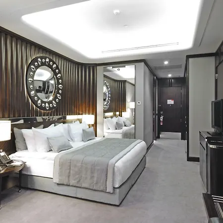 クラウン プラザ コンベンション センター ＆ サーマル スパ ホテル ブルサ