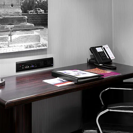 크라운 플라자 부르사 컨벤션 센터 앤드 테르말 스파 호텔 5*