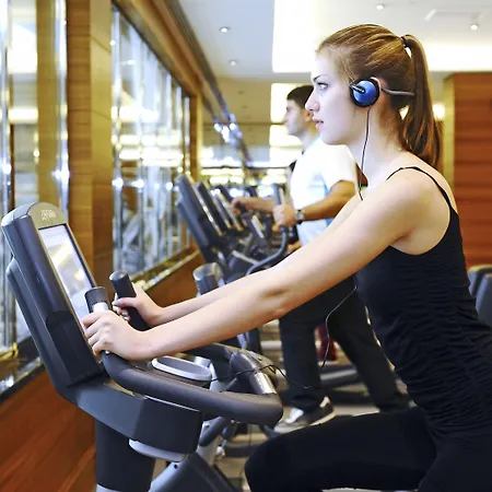 ホテル クラウン プラザ コンベンション センター ＆ サーマル スパ