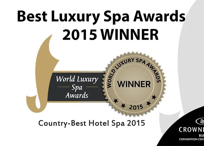 فندق مركز مؤتمرات وسبا العلاج الحراري كراون بلازا بورصا 5*