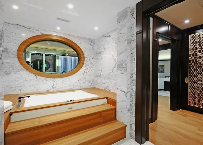 מלון Crowne Plaza Convention Center & Thermal By Ihg בורסה