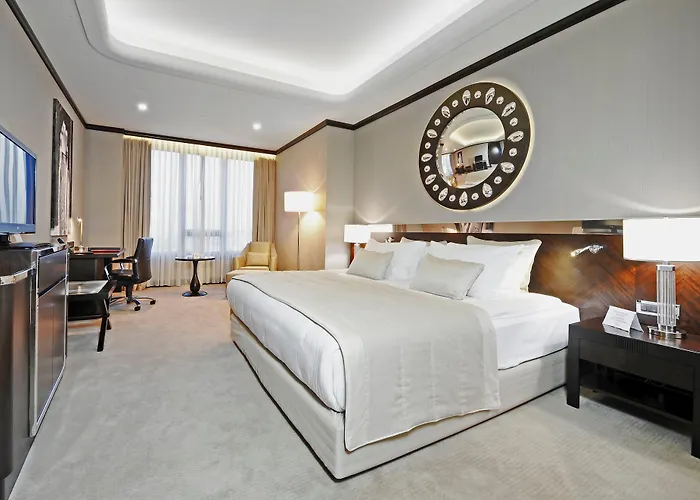 Crowne Plaza Convention Center & Thermal By Ihg 5* בורסה