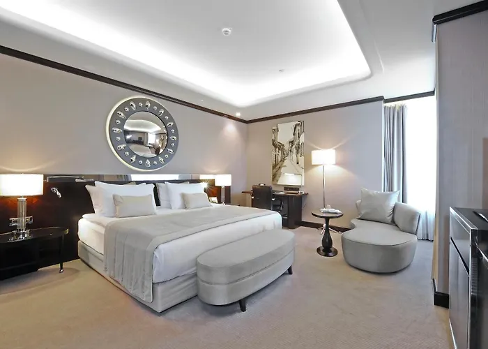 Crowne Plaza Convention Center & Thermal By Ihg מלון בורסה