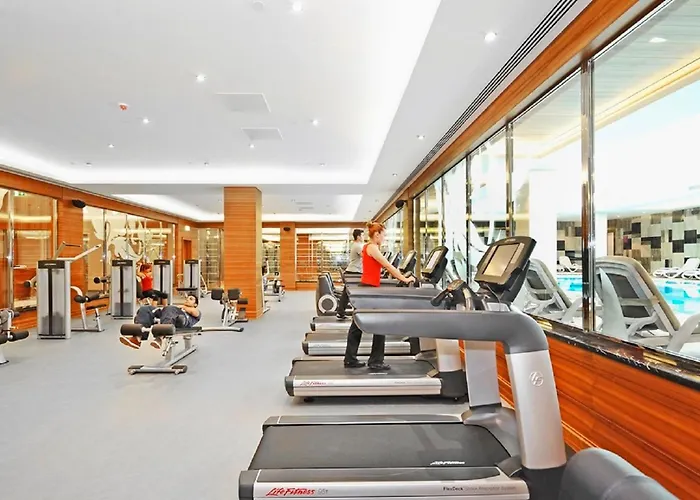 Crowne Plaza Convention Center & Thermal By Ihg מלון 5*