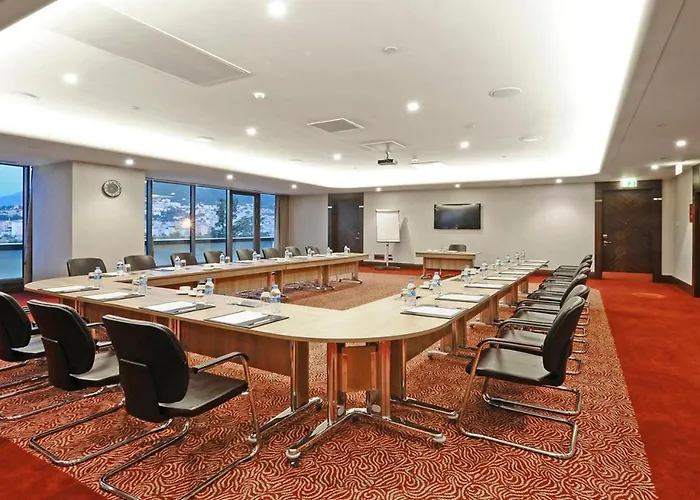 مركز مؤتمرات وسبا العلاج الحراري كراون بلازا بورصا 5* بورصة