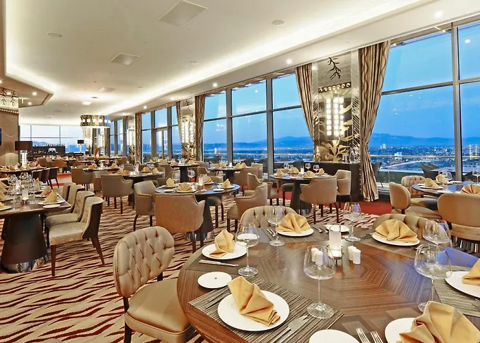 فندق مركز مؤتمرات وسبا العلاج الحراري كراون بلازا بورصا 5*