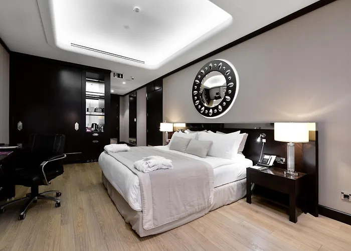 Crowne Plaza Convention Center & Thermal By Ihg בורסה