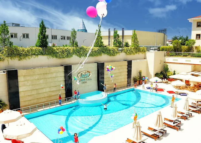 Crowne Plaza Convention Center & Thermal By Ihg מלון 5*